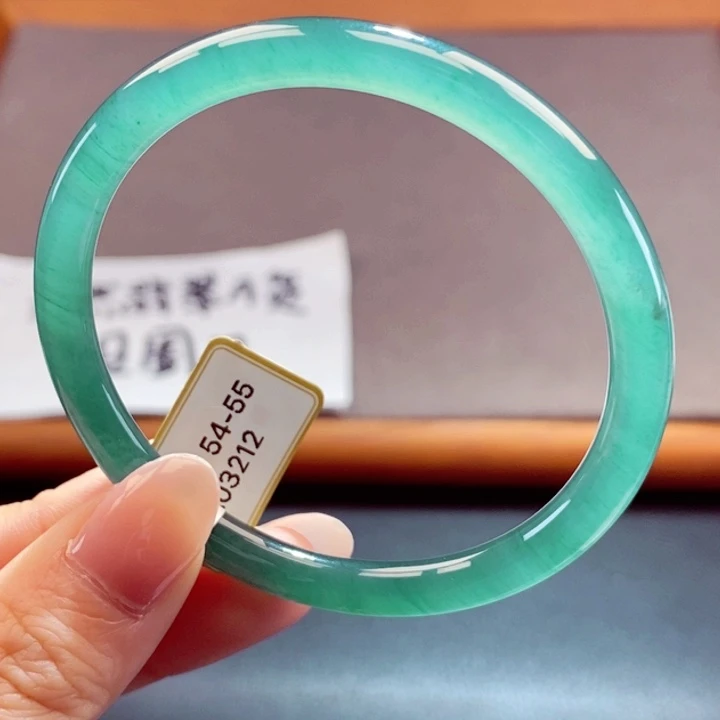 翡翠未镶嵌手镯翡翠手镯11