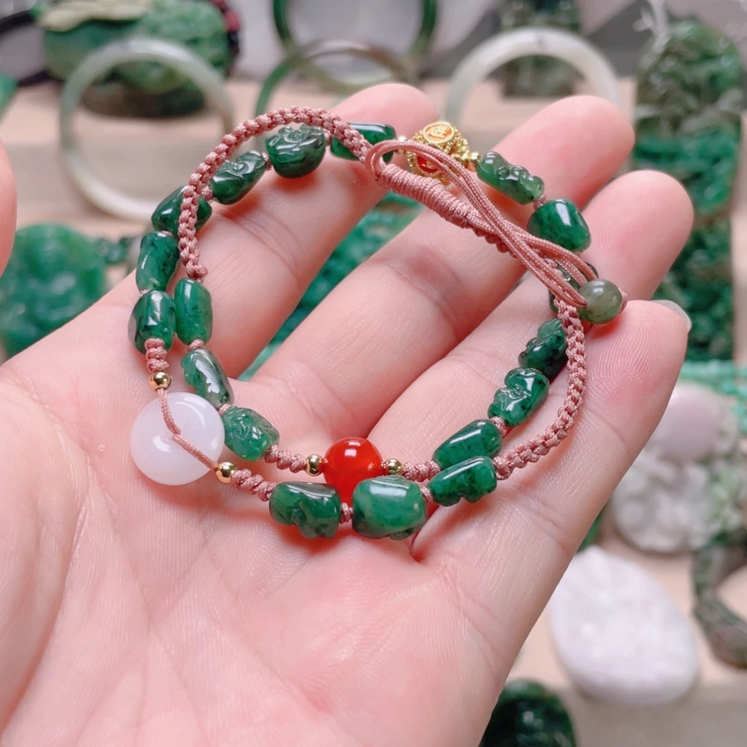 独山玉未镶嵌颈饰