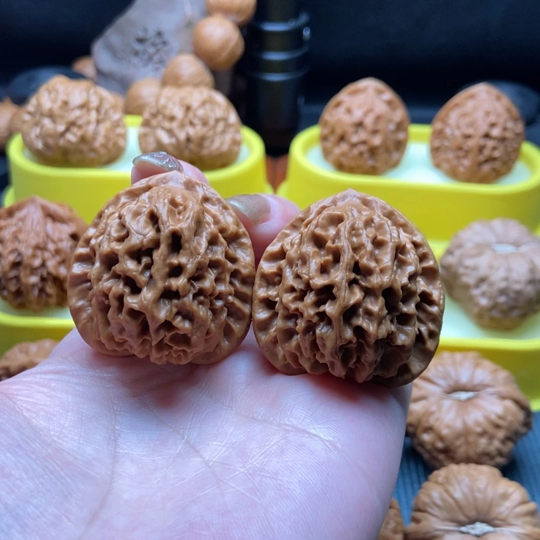 文玩核桃把件玄月
