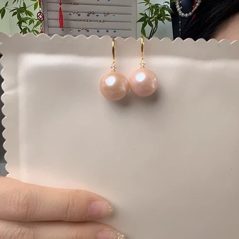 淡水珍珠耳饰未镶嵌