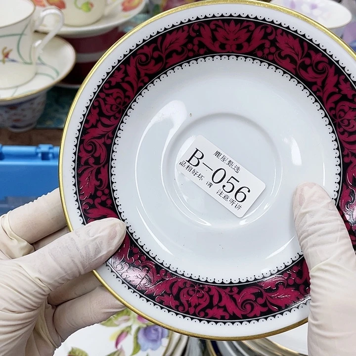 何*静56 鹿屋家的美丽瓷器