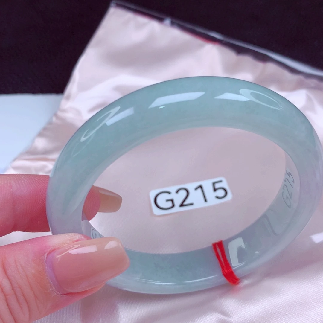 翡翠未镶嵌手镯手镯