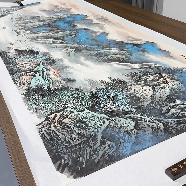 国画云来云去岭山峰山水绘画作品