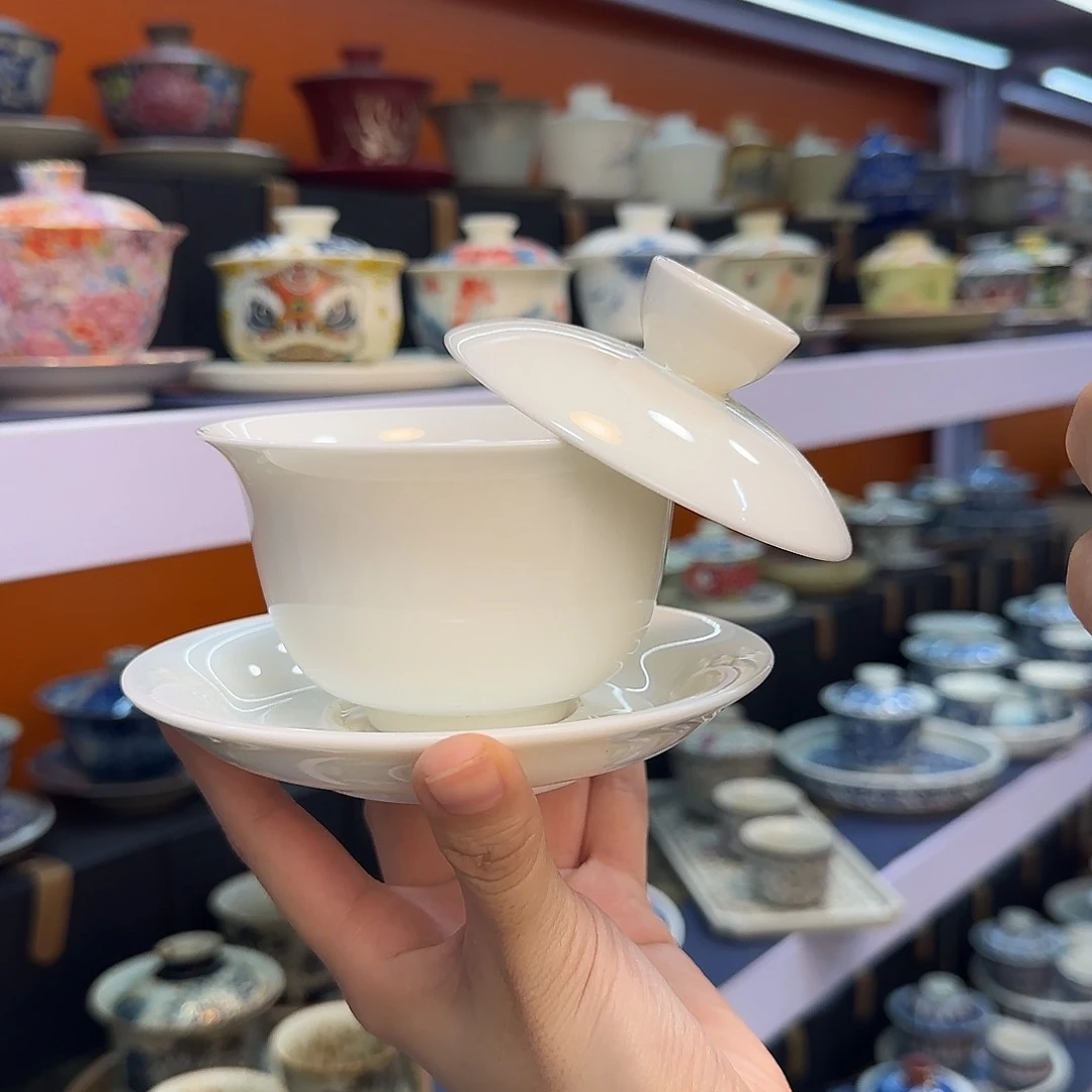 在你心里就是个小孩子啊你说我是谁啊