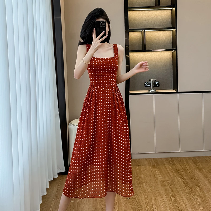 时尚夏新款法式波点红裙子吊带连衣裙气质收腰显瘦背心长裙女