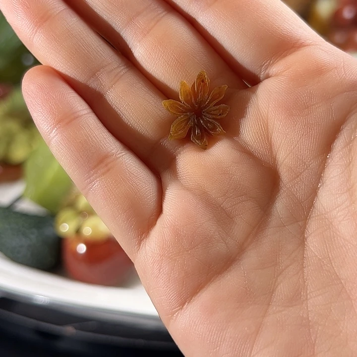 麦***儿蛇纹石玉未镶嵌珠宝奇石