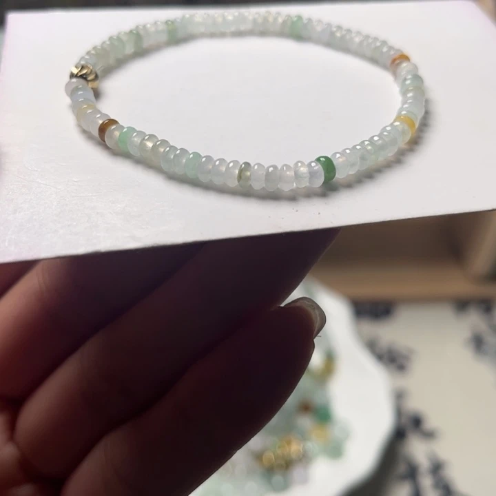 手串翡翠未镶嵌翡翠