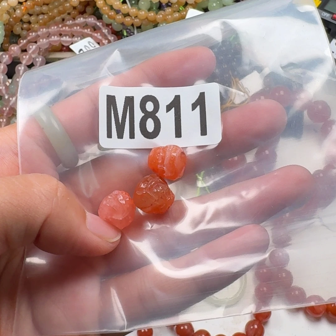 南红玛瑙未镶嵌珠宝奇石