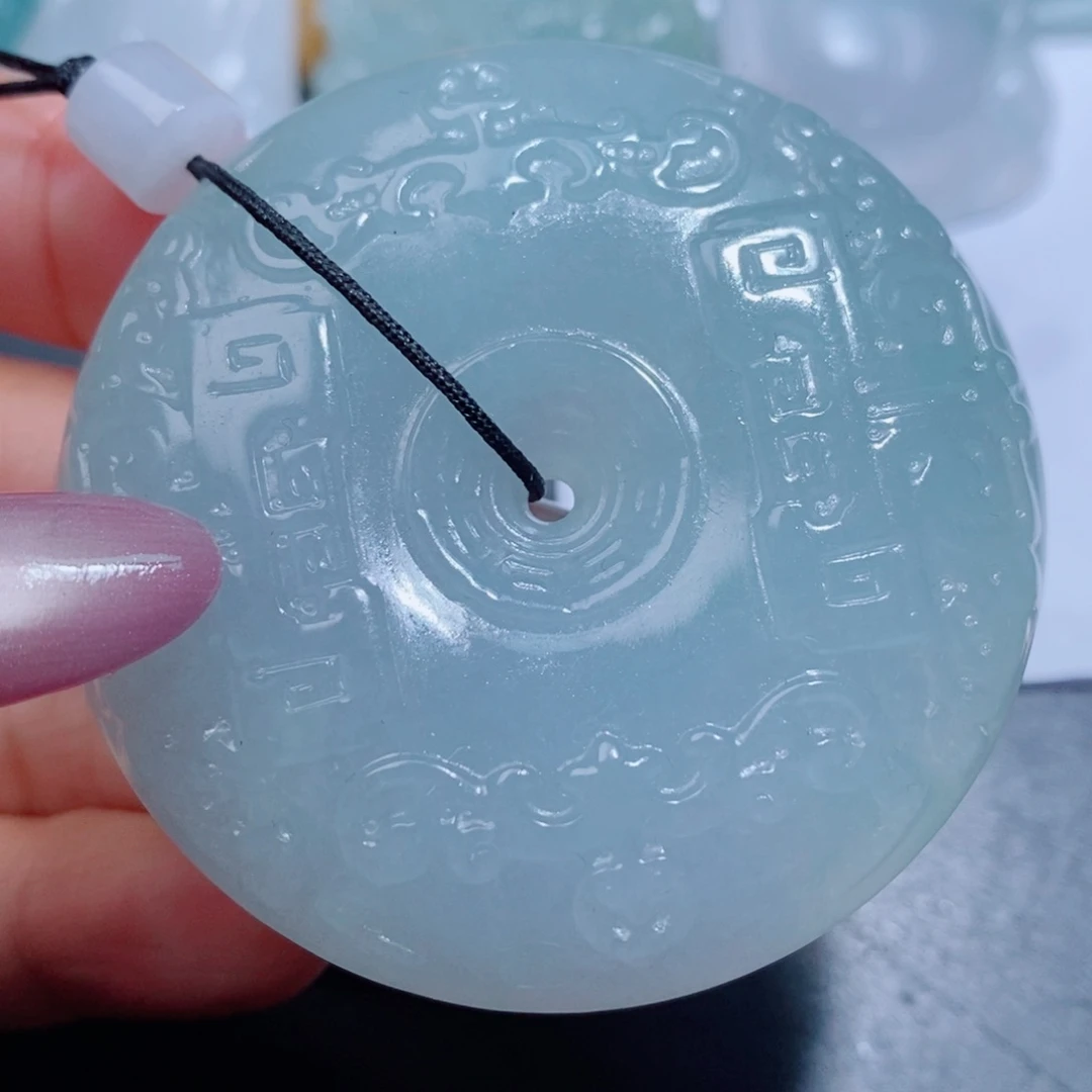 定制翡翠未镶嵌吊坠