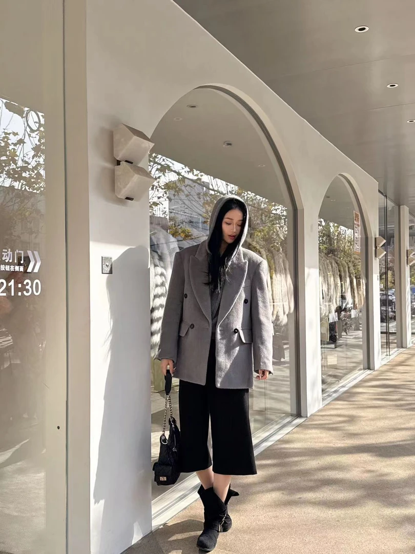 1812高级感大翻领双排扣大衣