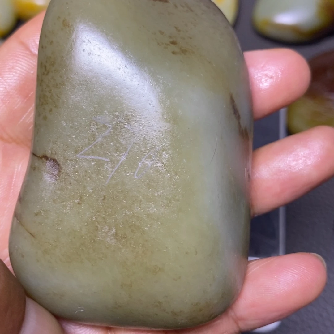 和田玉未镶嵌挂件秋***子