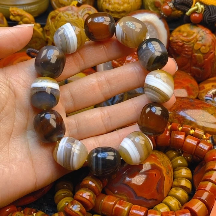 未镶嵌颈饰玛瑙/玉髓