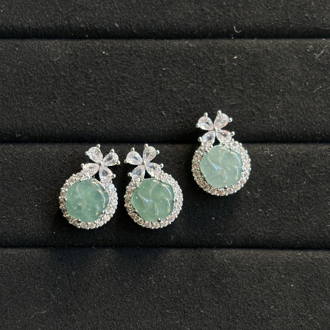 『手镯七仙女』翡翠吊坠/558179/多样性发一件 W 赠皮绳