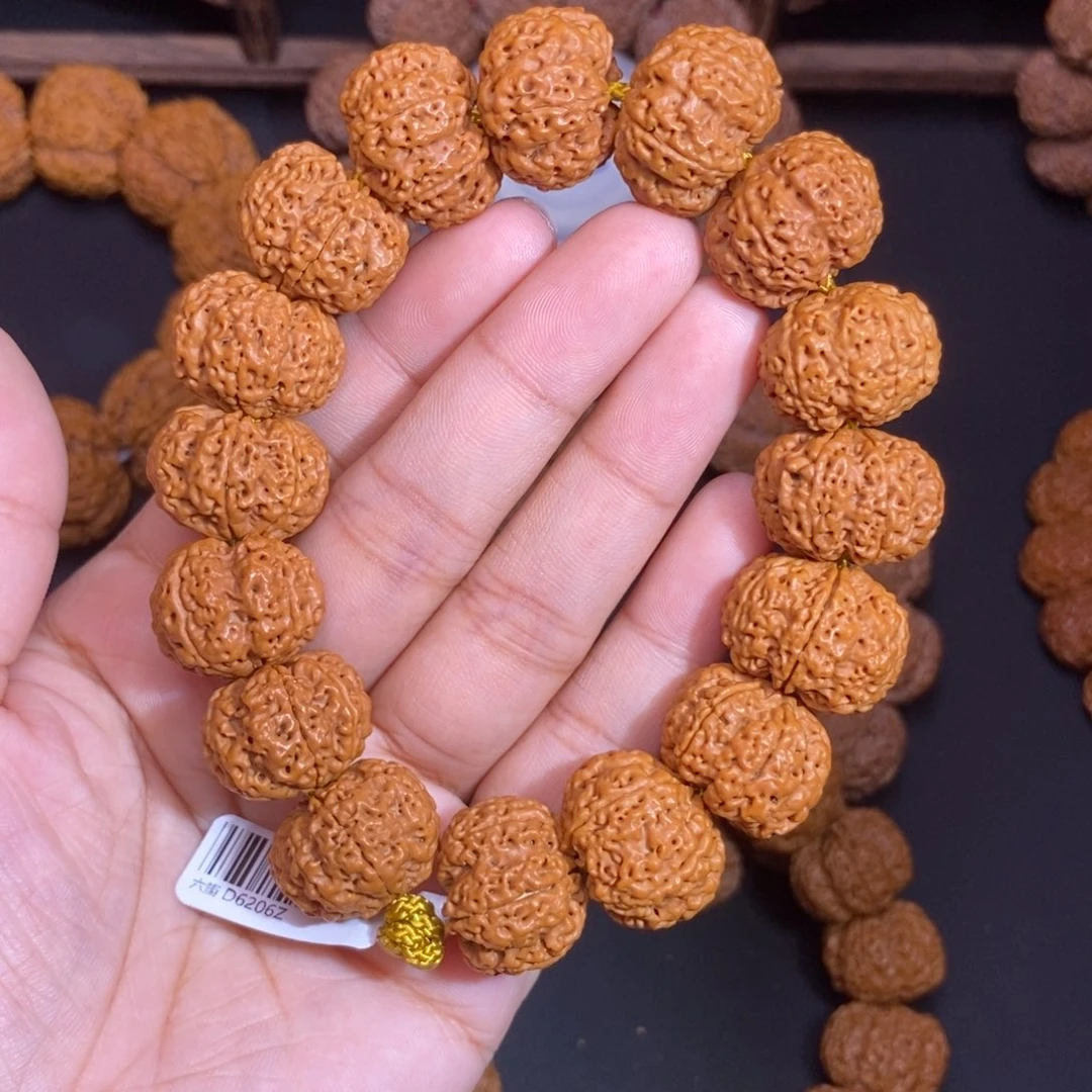 金刚菩提手串六瓣招财针孔蜂王20mm