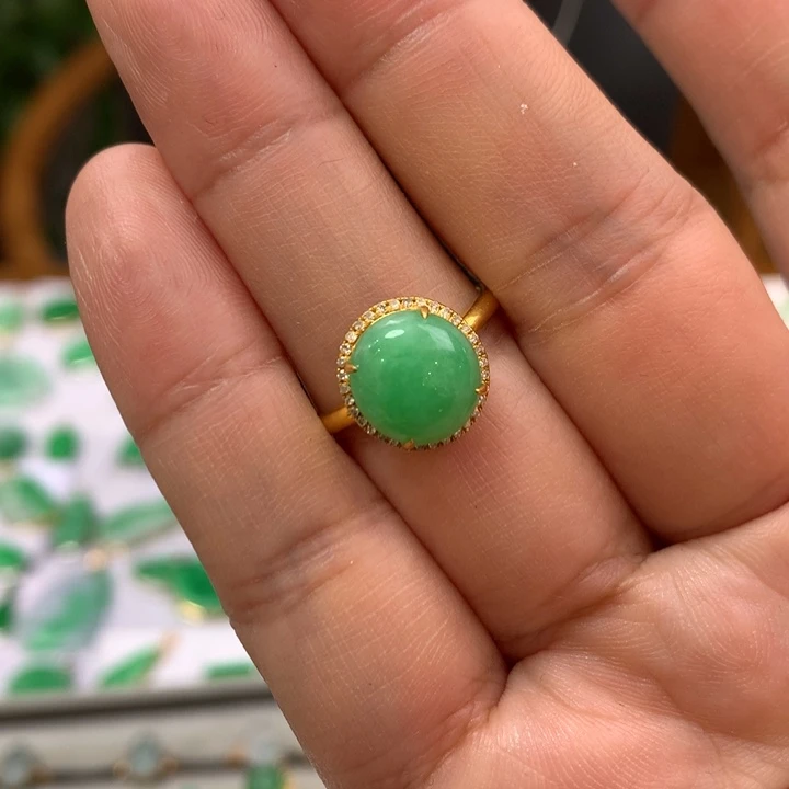 翡翠颈饰18K金镶嵌叮*翡翠戒指