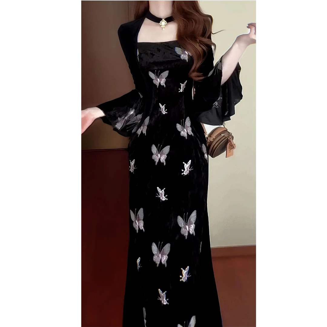 御姐轻熟性感重工刺绣挂脖长袖连衣裙女秋季长款黑色包臀鱼尾长裙