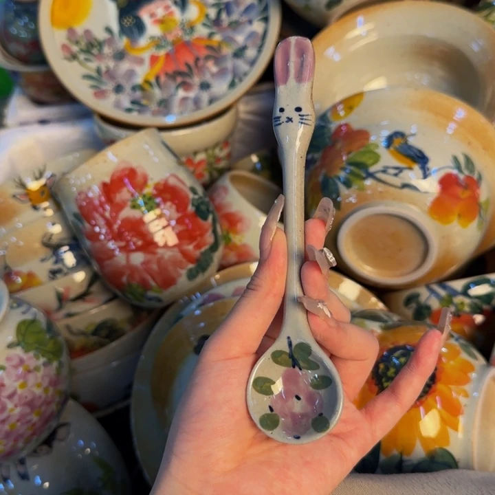 瓷片手工手绘细微不一样