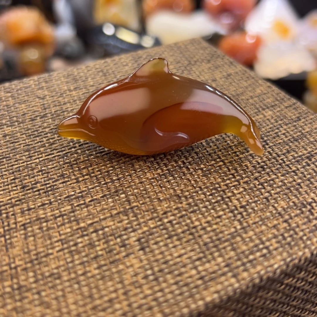 定制玛瑙未镶嵌挂件海豚