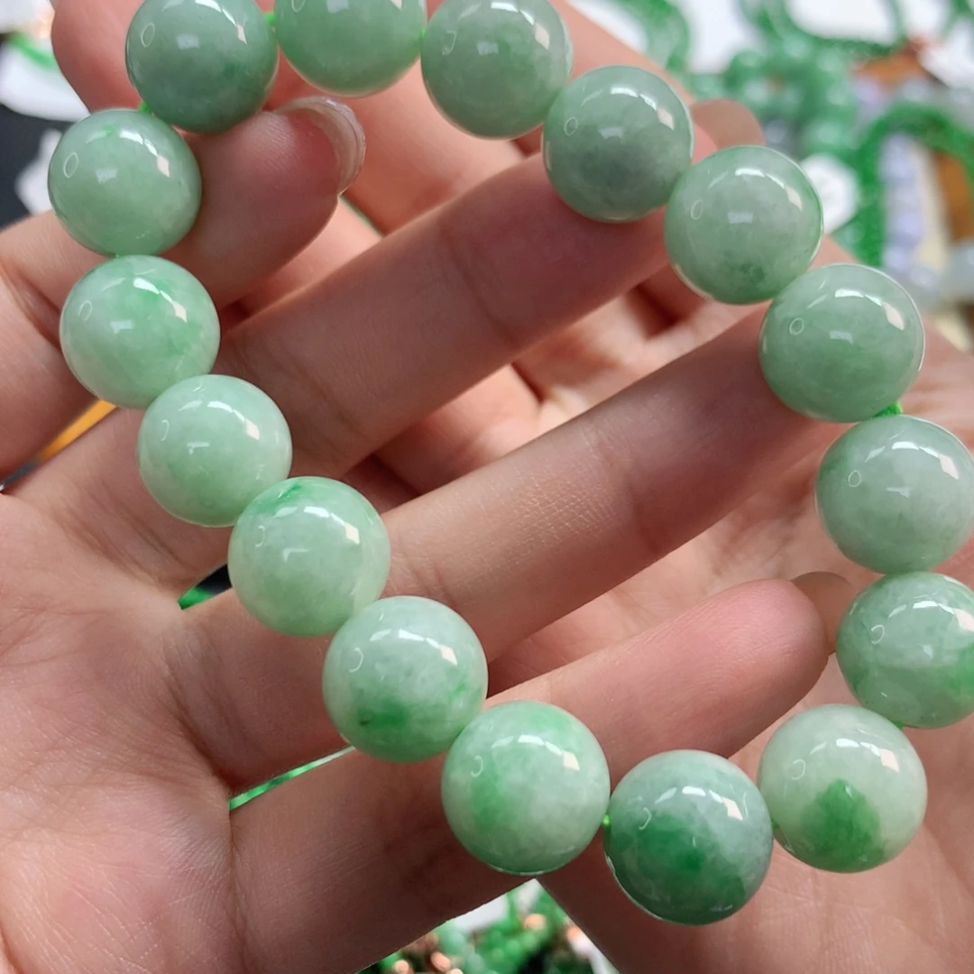 翡翠未镶嵌手链翡翠