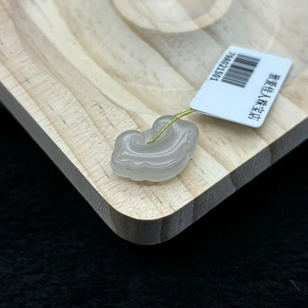 老卢和田玉小如意吊坠精美多样性发货其一完美主义者慎拍
