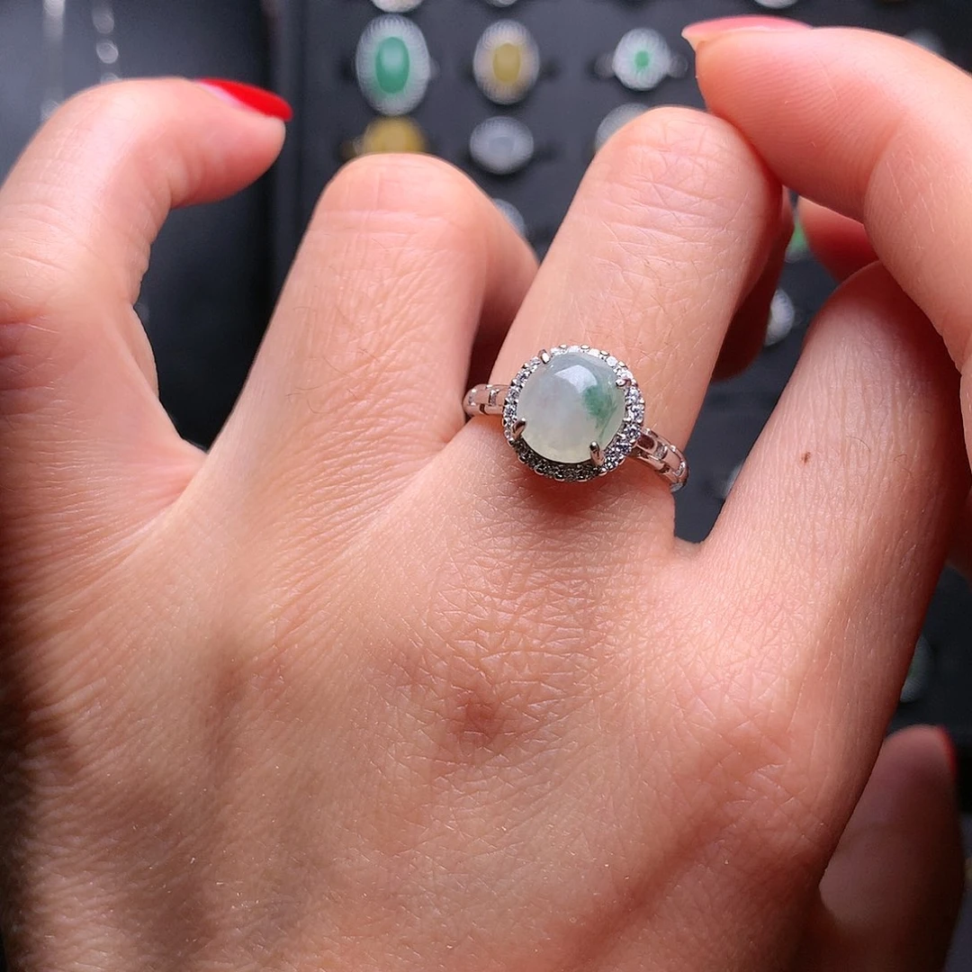 翡翠颈饰银S925镶嵌戒指