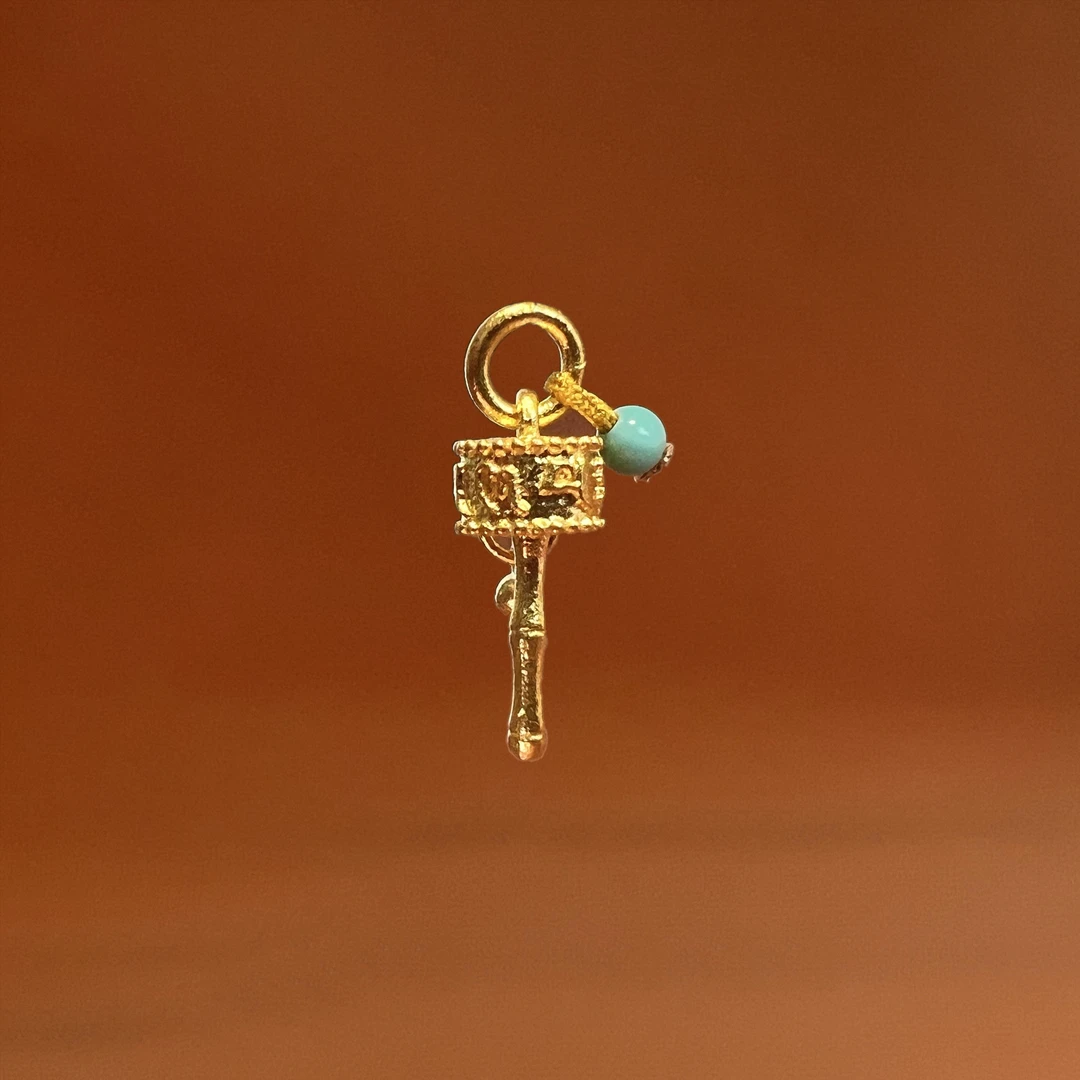 足金+绿松转经筒小吊坠 5.2*11.5mm 金约0.9g