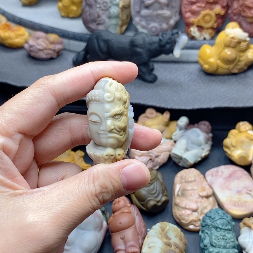 【闪购商品】定制石英质玉吊坠未镶嵌