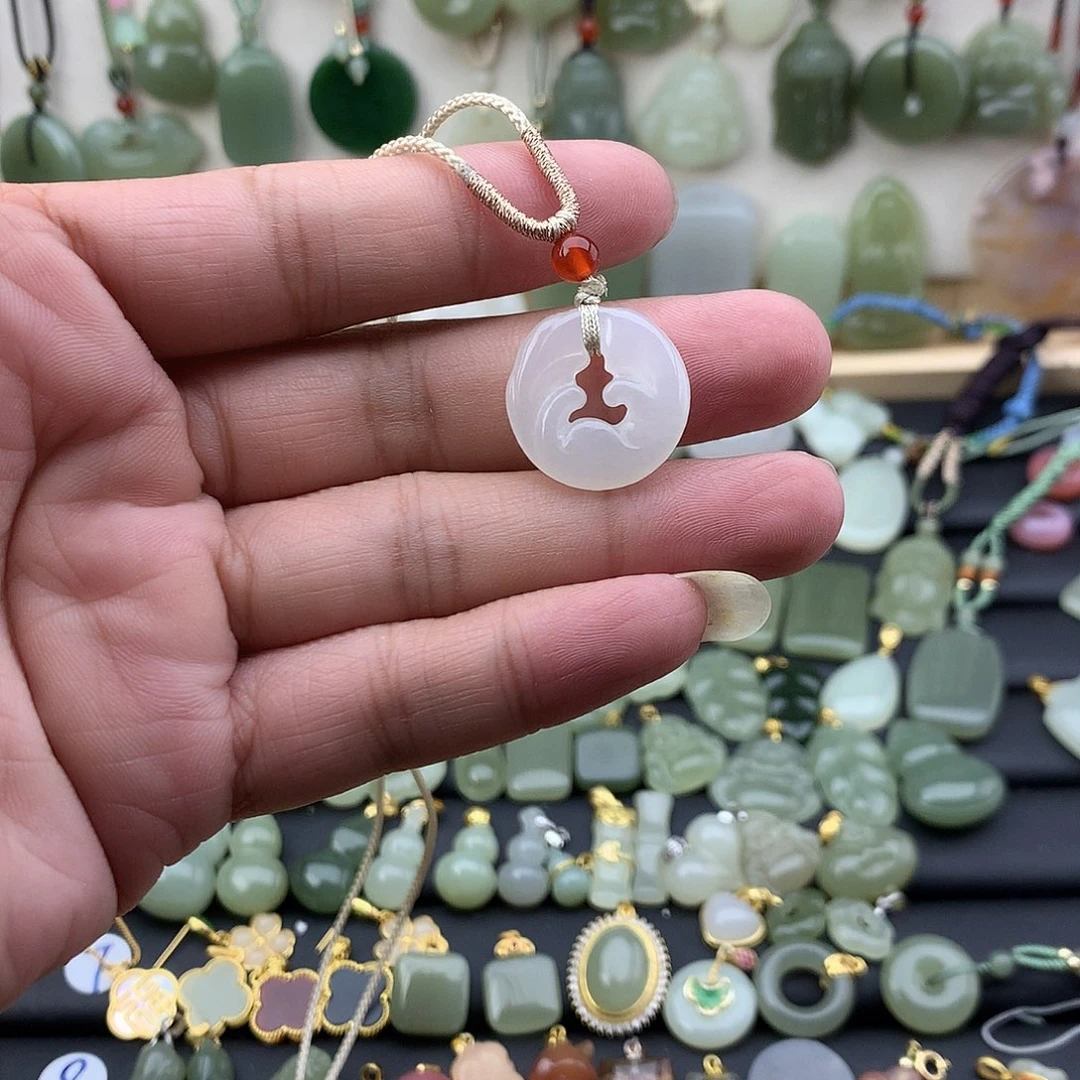 和田玉未镶嵌吊坠(不含链)