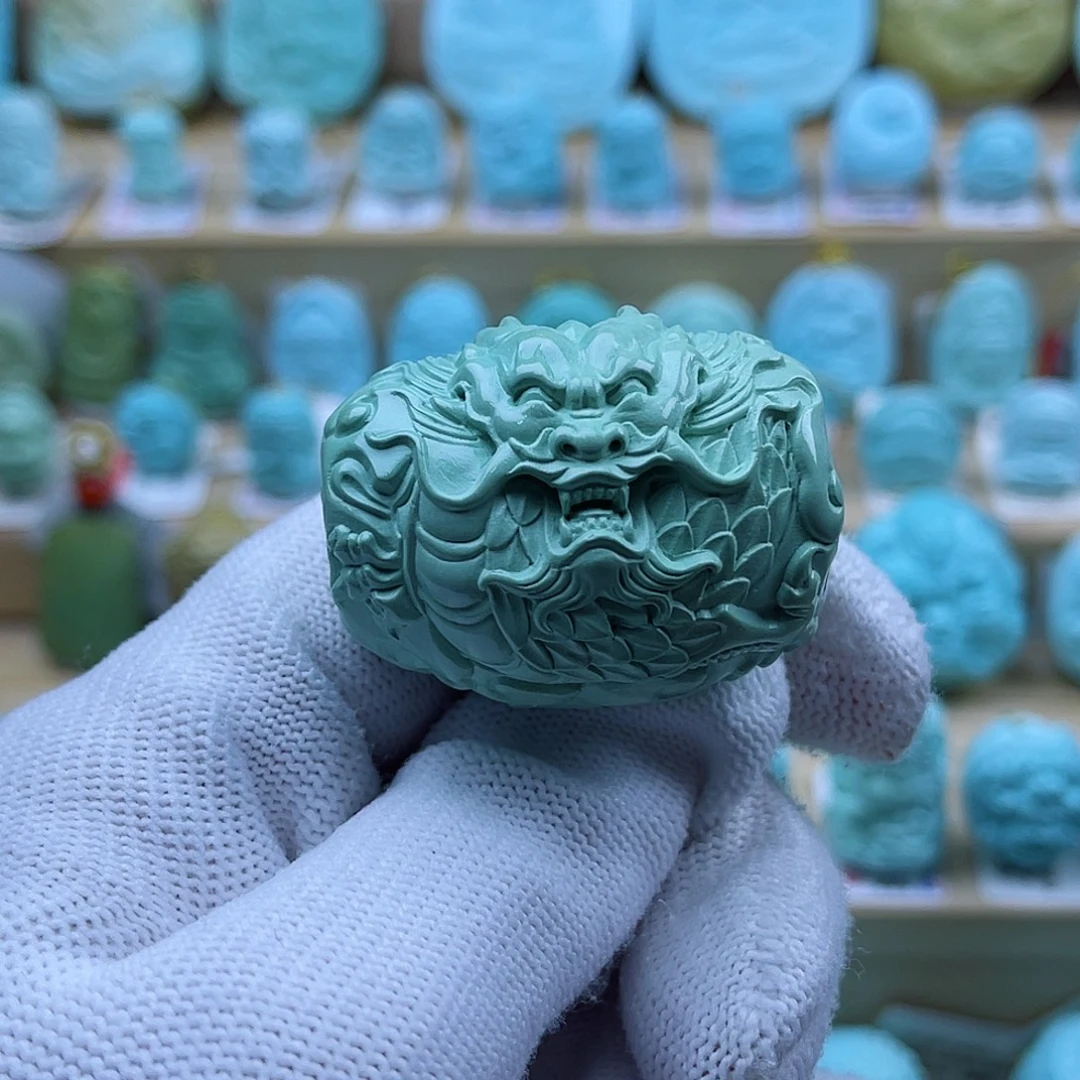 绿松石未镶嵌珠宝奇石