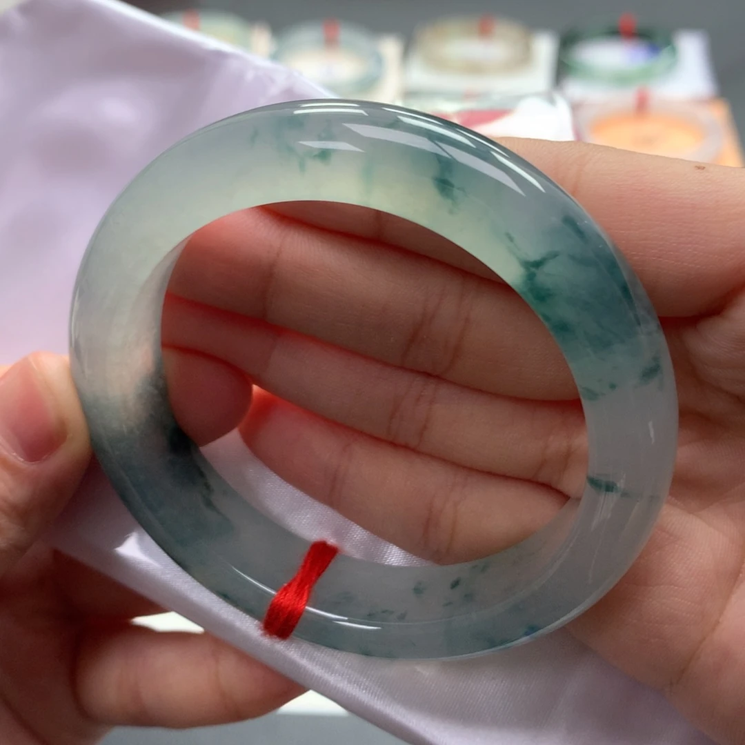 翡翠未镶嵌手镯43号冰飘花毕业