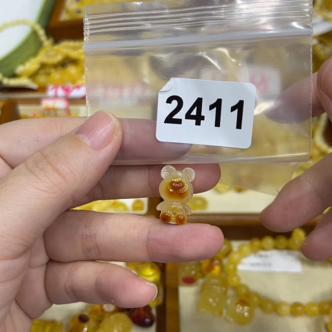 琥珀珠宝奇石未镶嵌