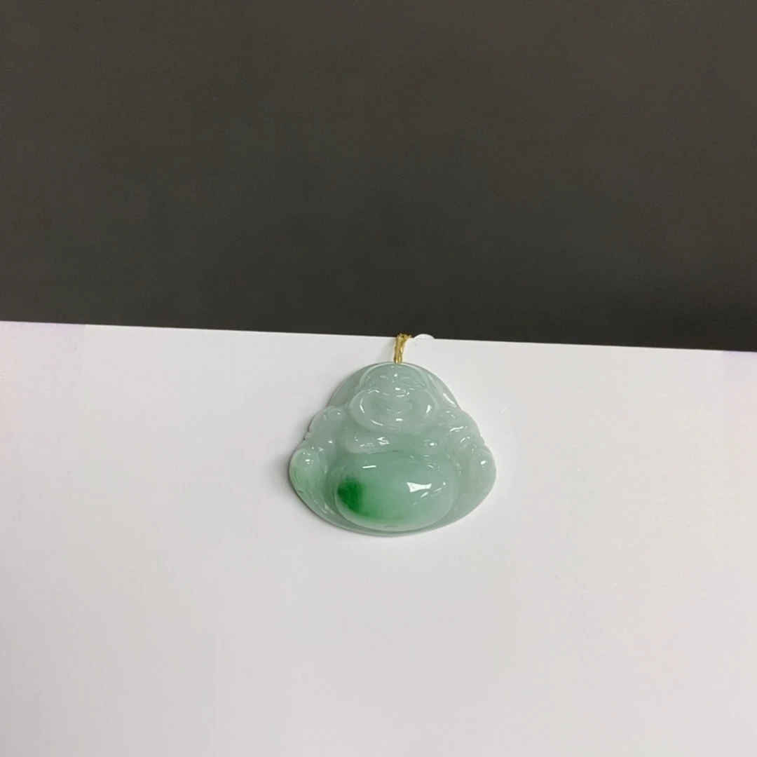 翡翠未镶嵌颈饰佛公