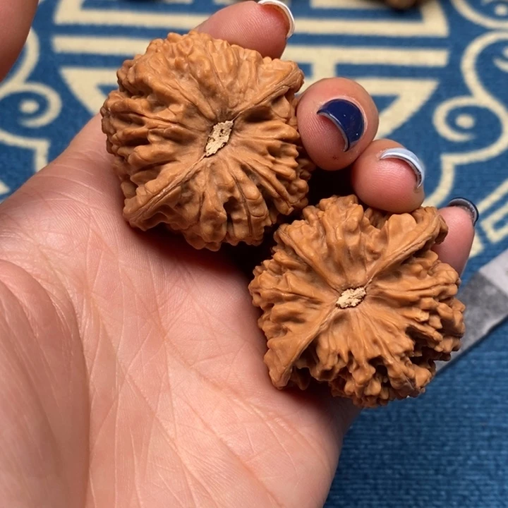 不***老吊坠文玩核桃满天星