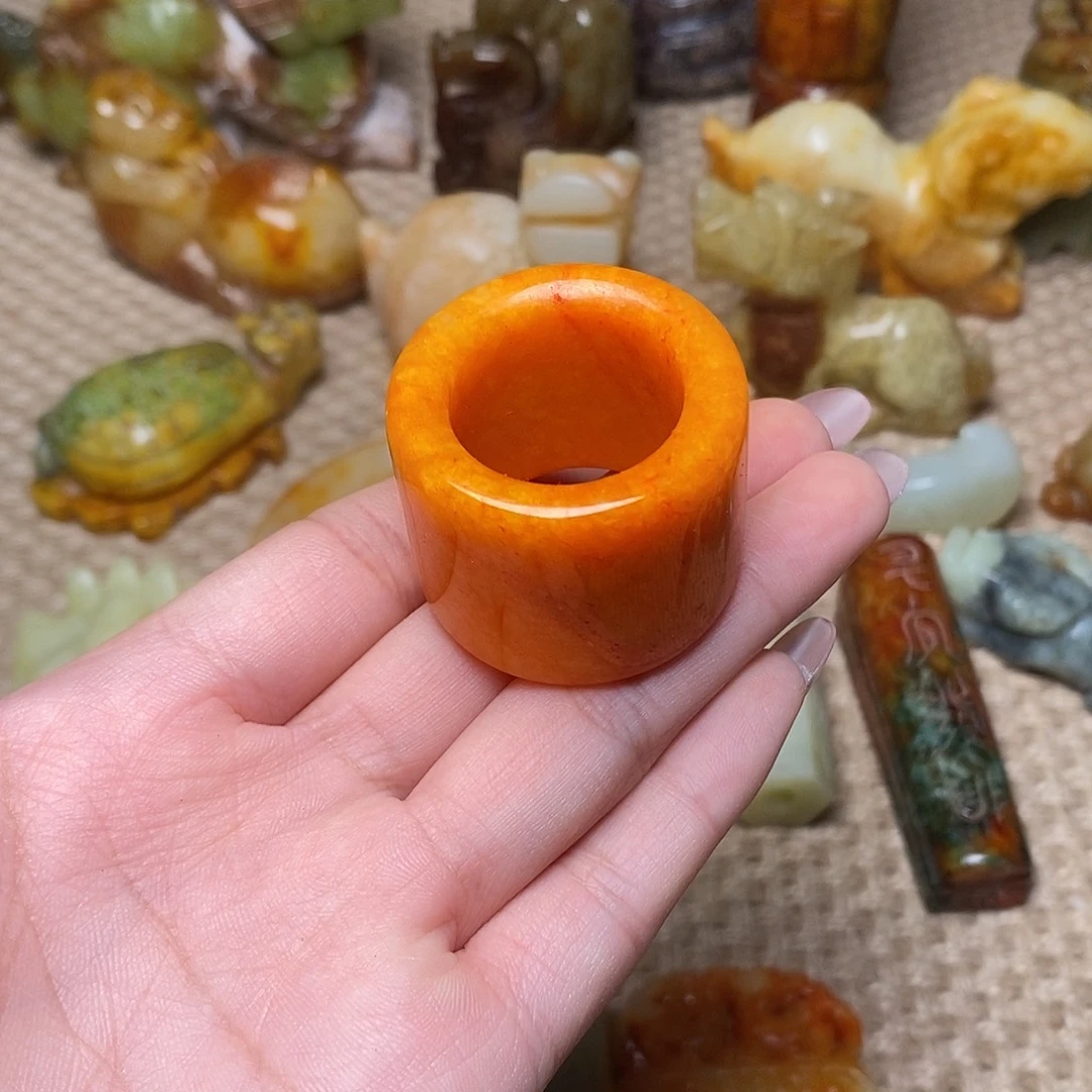 未镶嵌蛇纹石玉颈饰