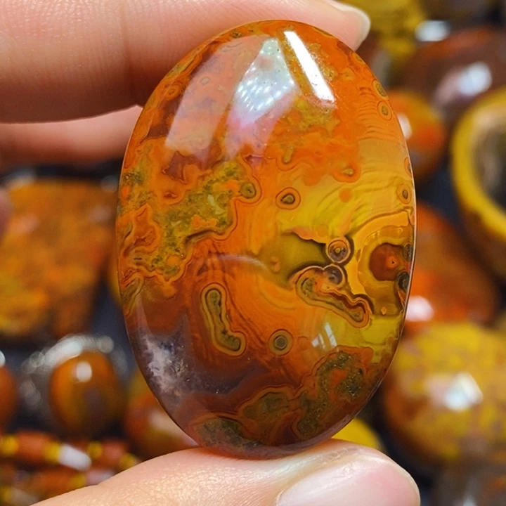 家***虎玛瑙/玉髓未镶嵌颈饰