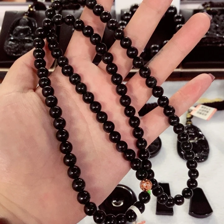 往***剧翡翠未镶嵌颈饰翡翠