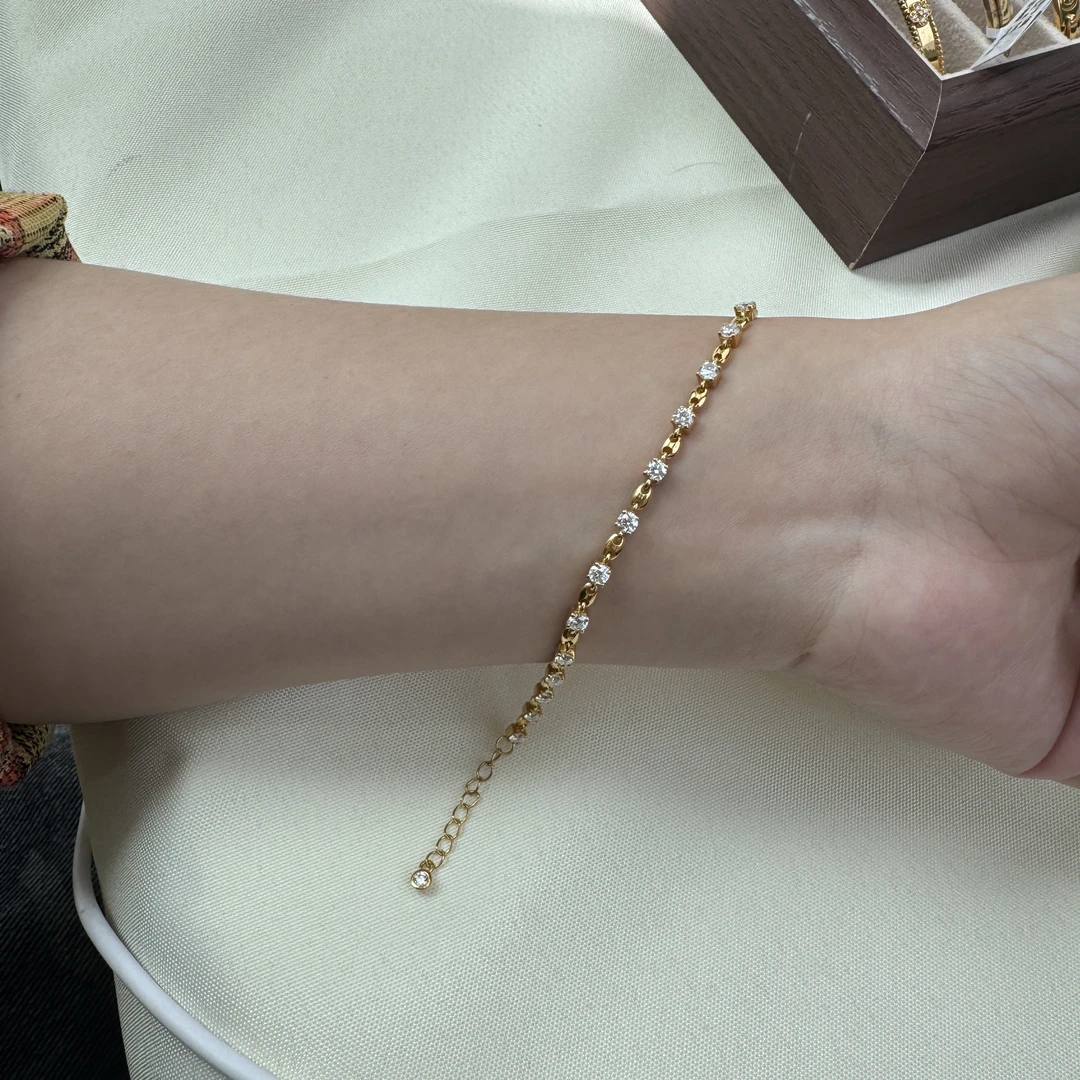 足金999 镶嵌莫桑手链
