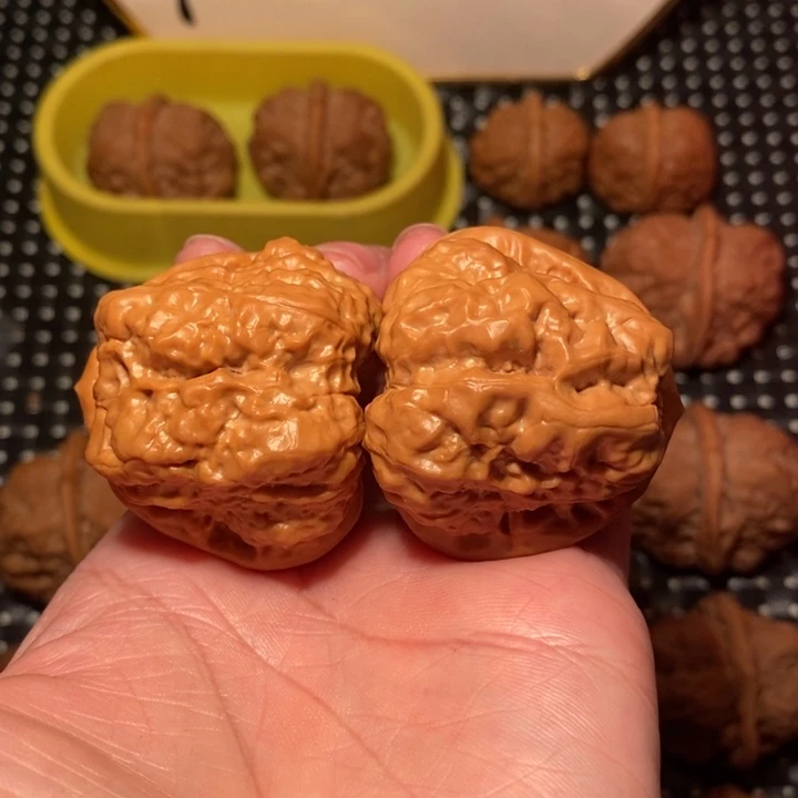 小***、把件文玩核桃蛙王