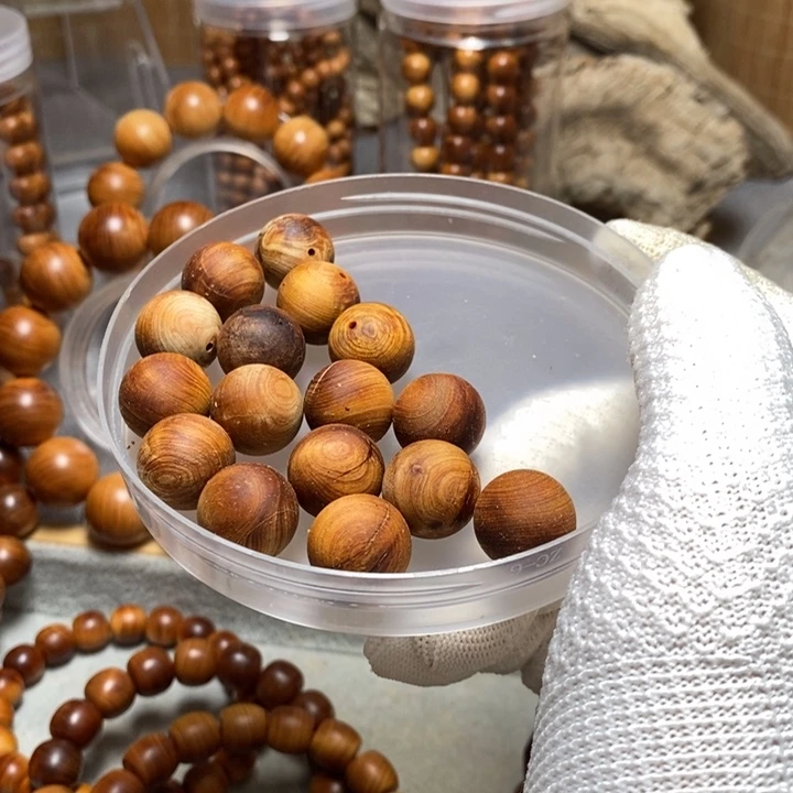 柏木二*兄太行崖柏毛珠