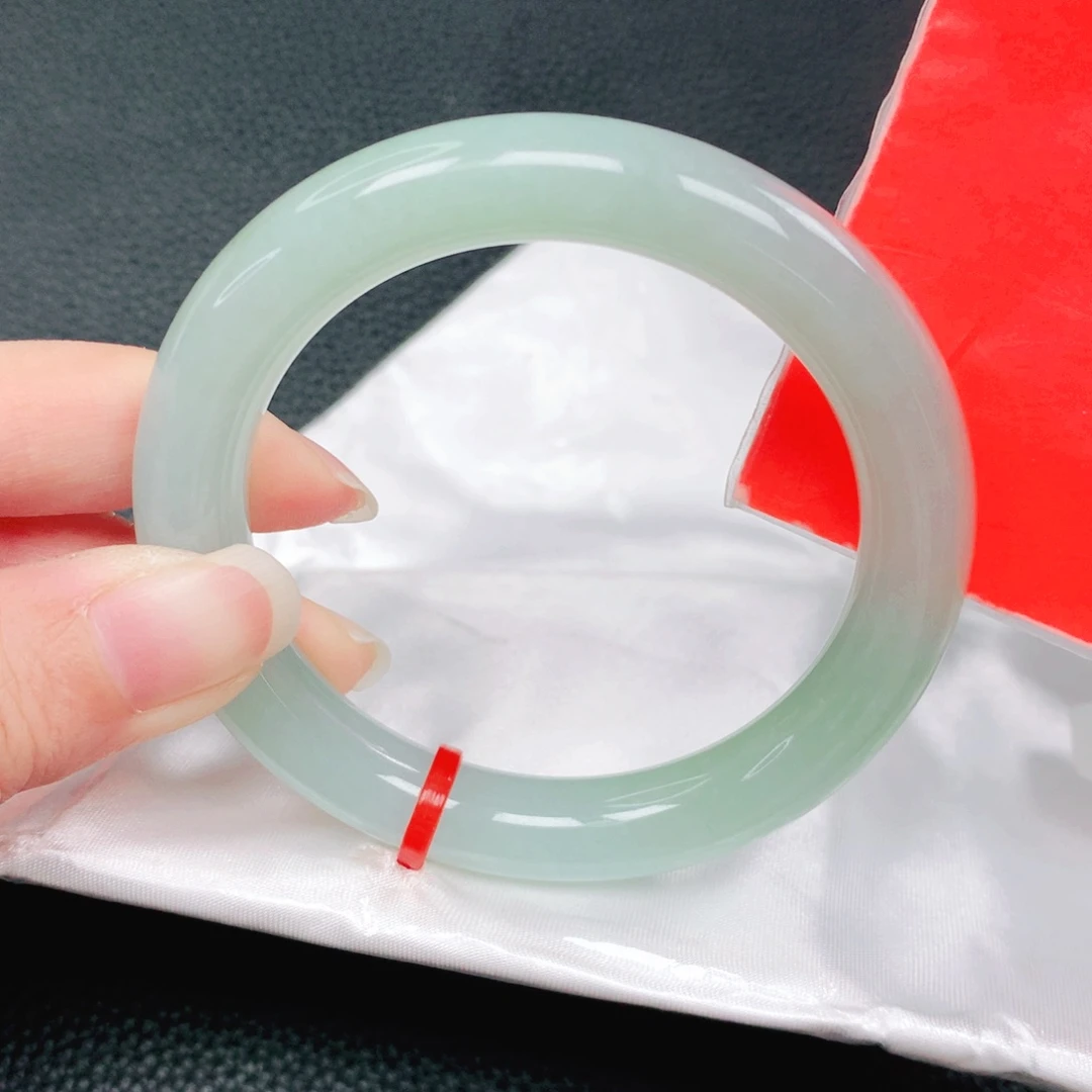 翡翠未镶嵌手镯53圈