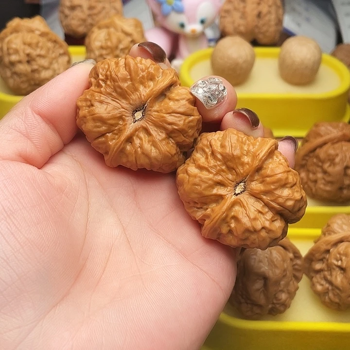 吊坠文玩核桃@****.蛤蟆