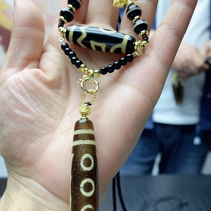 玛瑙/玉髓合金颈饰