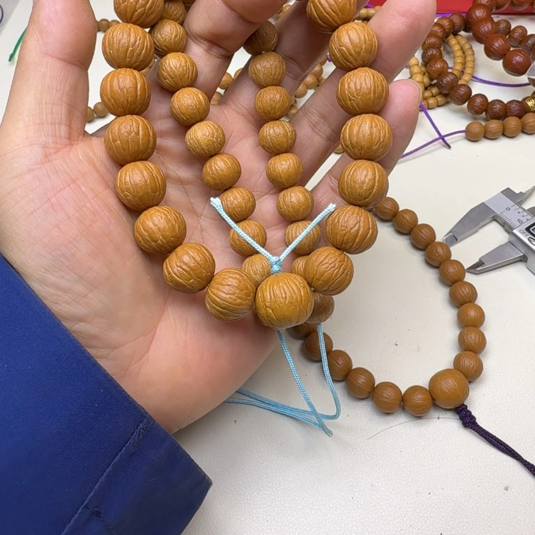 吊坠猴头核桃聚宝盆