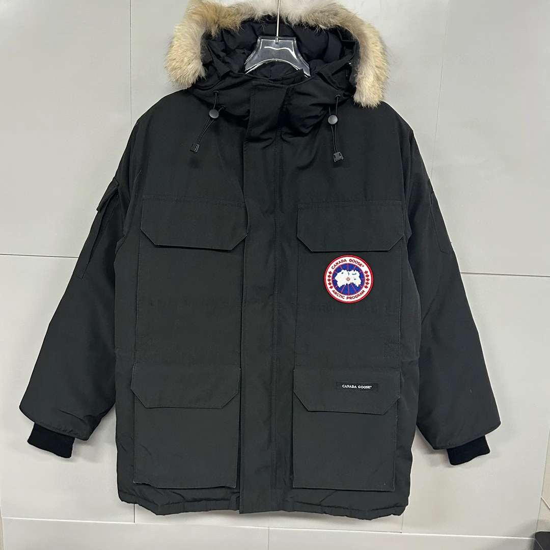 未使用 CANADA GOOSE 远征 Expedition羽绒服 XL码 J01321