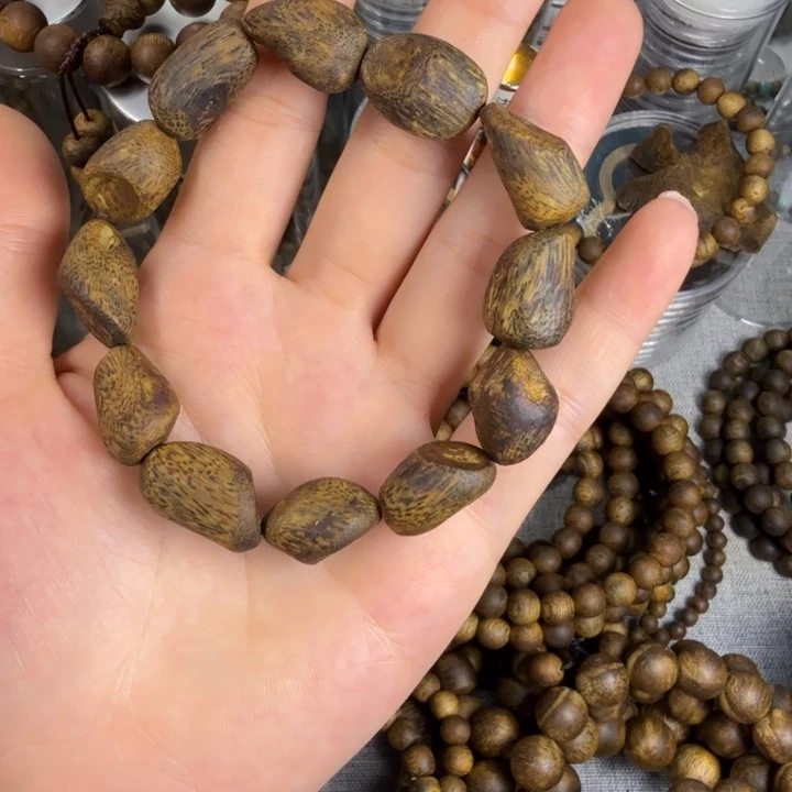 沉香沉香碎屑莺歌绿奇楠1.2树钉