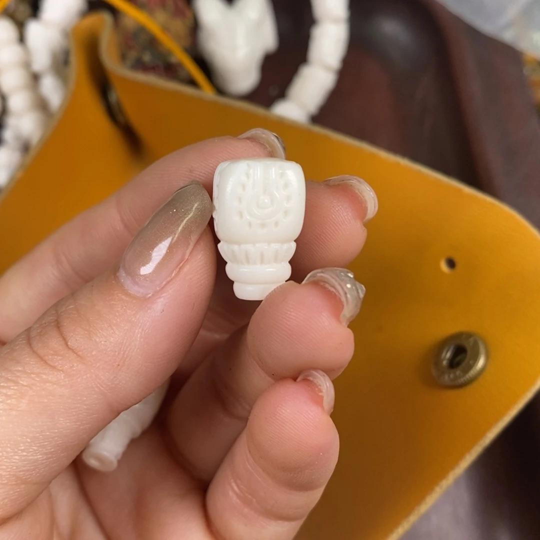 手串/手链驼骨配饰97