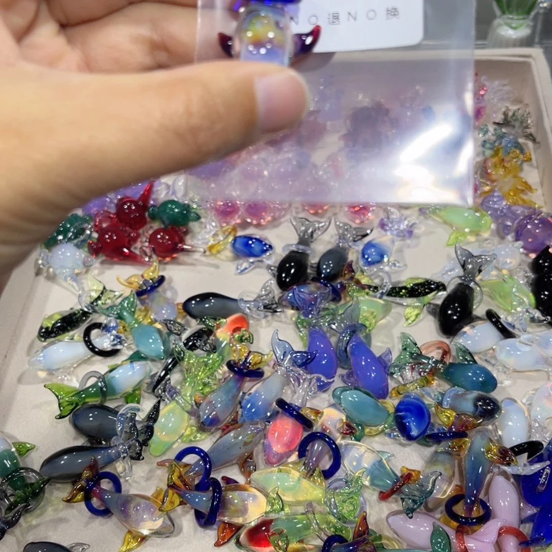 阿***e琉璃吊坠（不含链）265鲸鱼一条