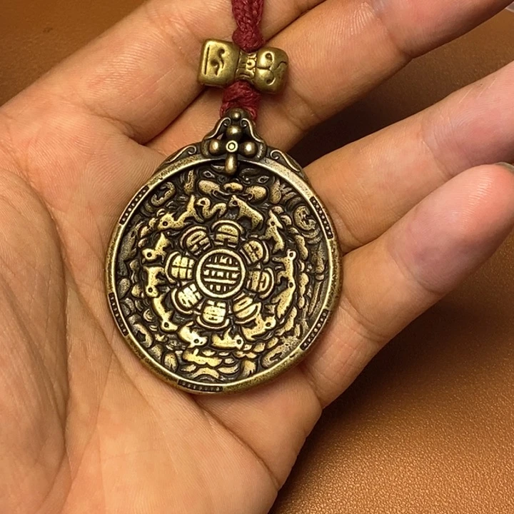 泥塑昱****微藏传牌子……