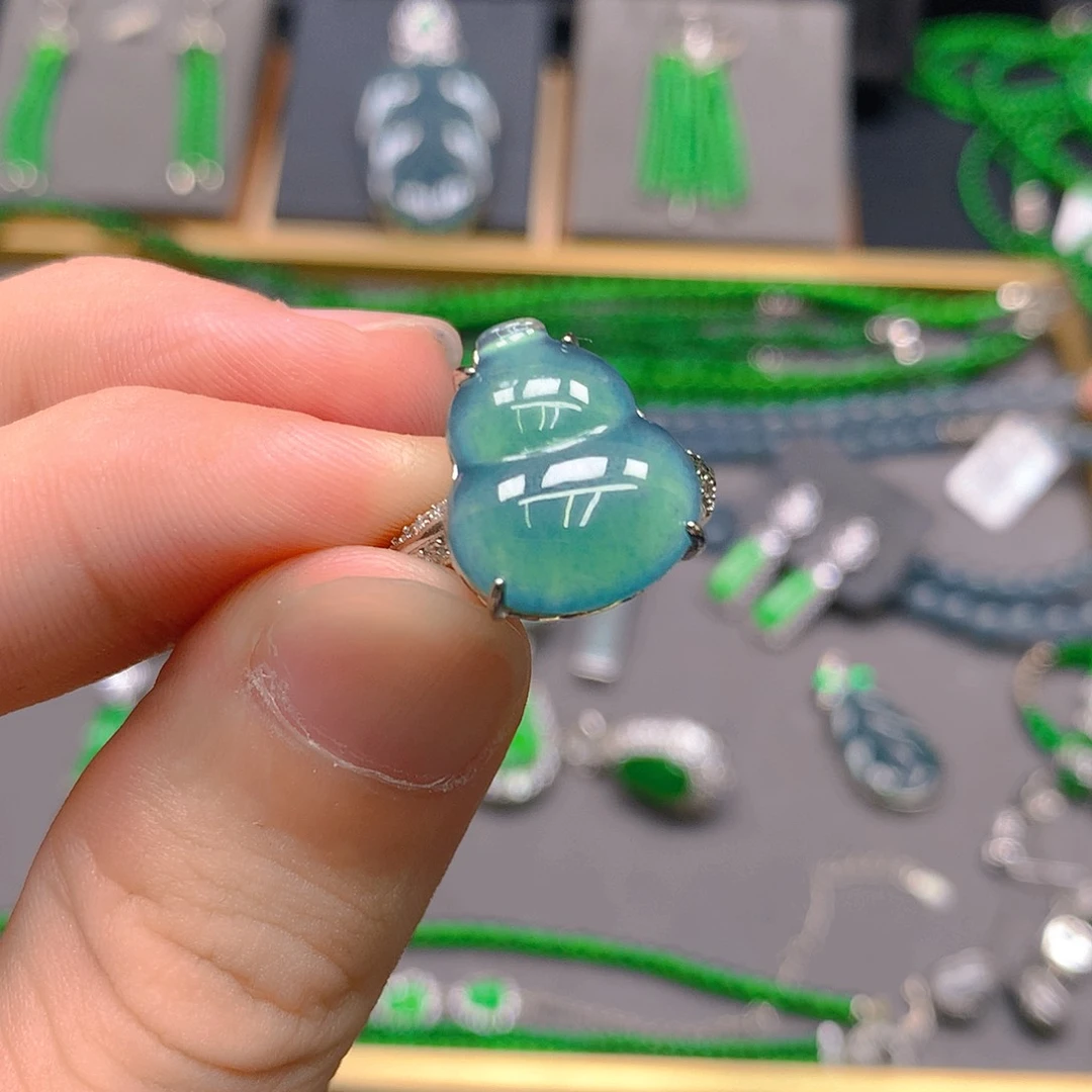 未镶嵌手链翡翠天然