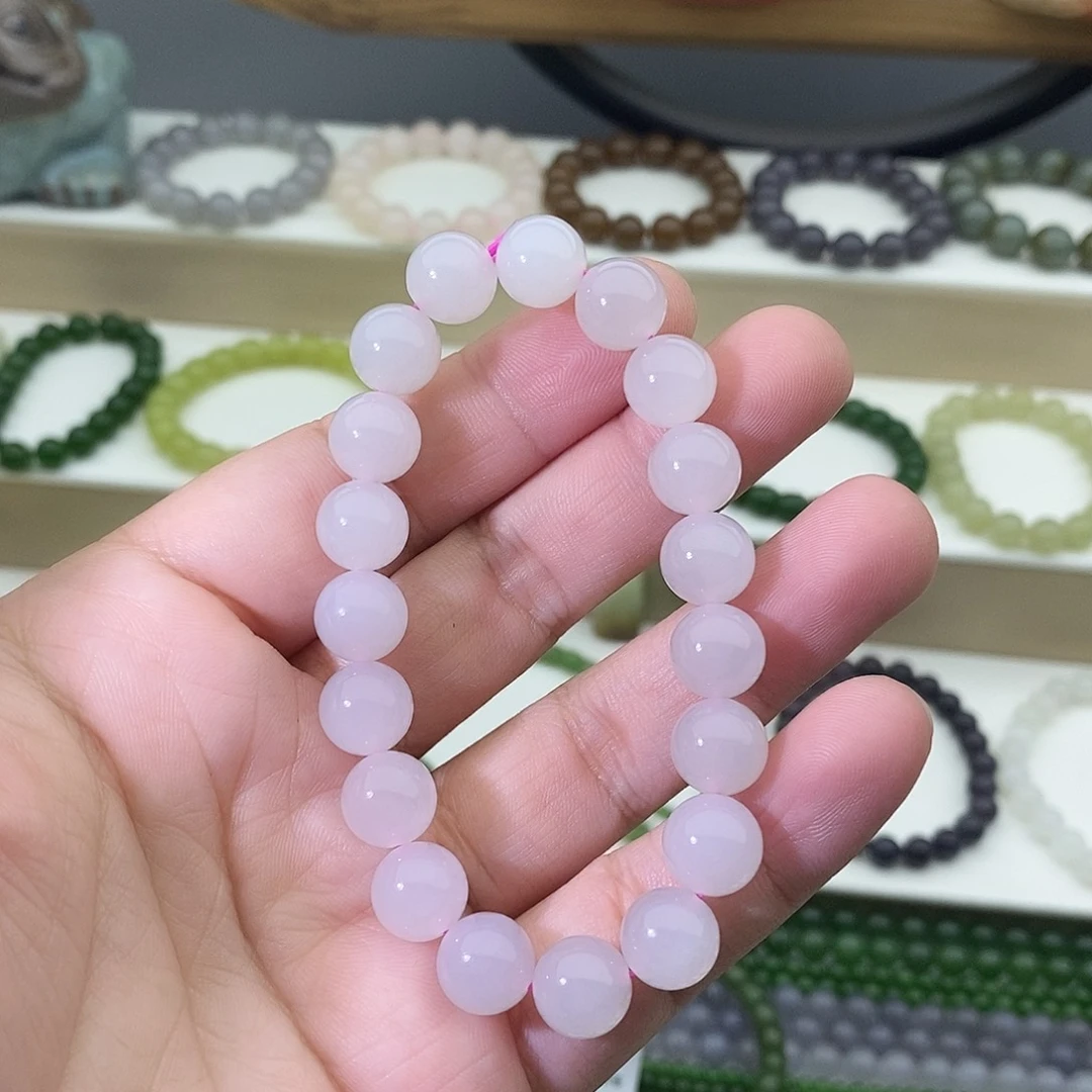 齐***哥未镶嵌手链和田玉